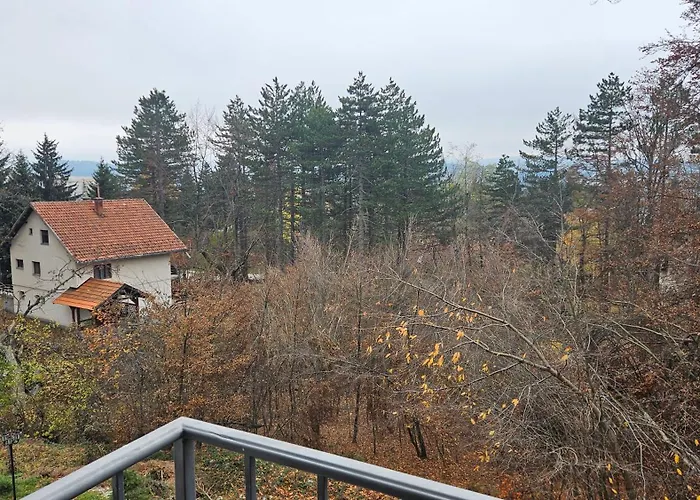 아파트 Kareen Titova *