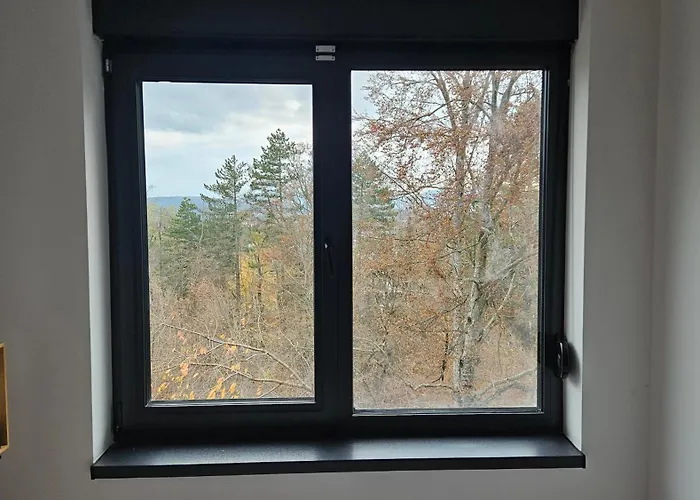 Kareen Titova 아파트